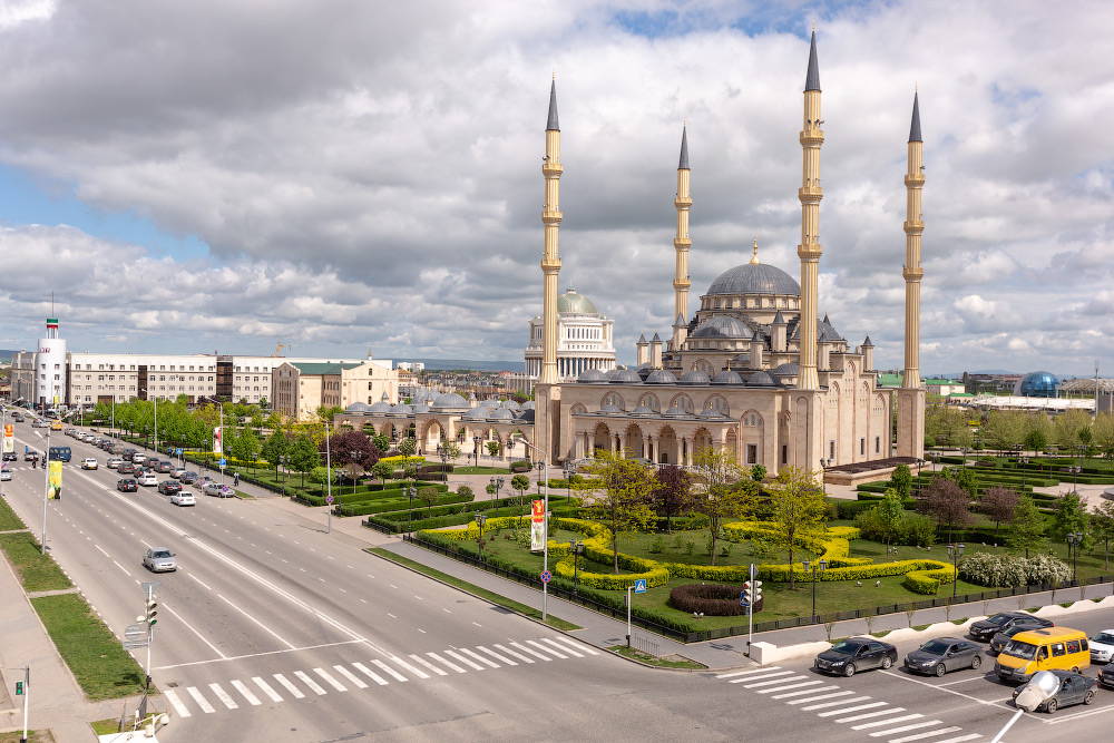 Мечеть «Сердце Чечни» имени Ахмата Кадырова в Грозном