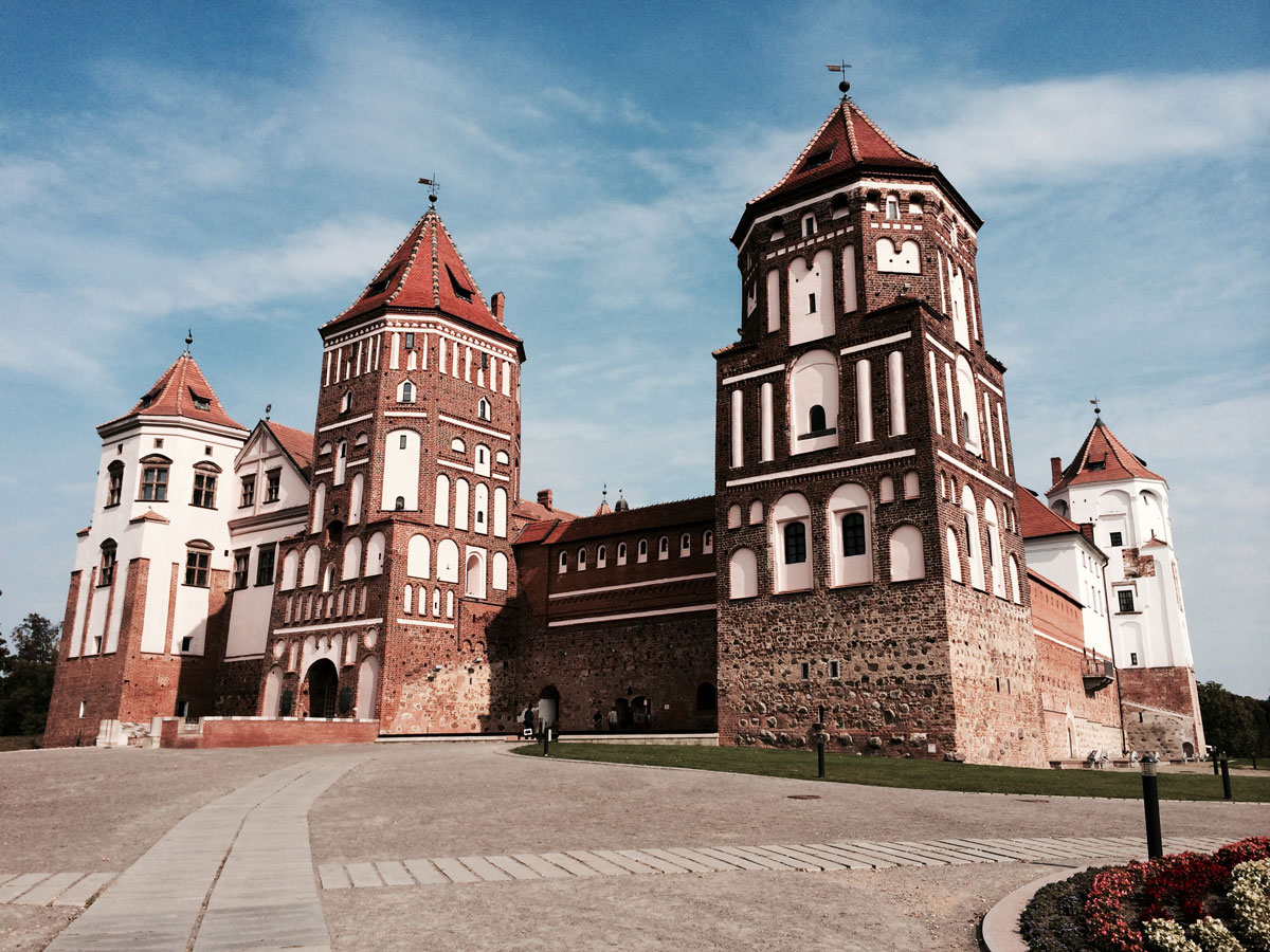 Мирский замок Беларусь - фото, адрес, режим работы
