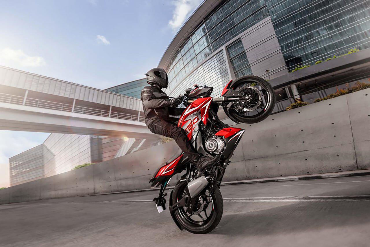 Bajaj Pulsar N250