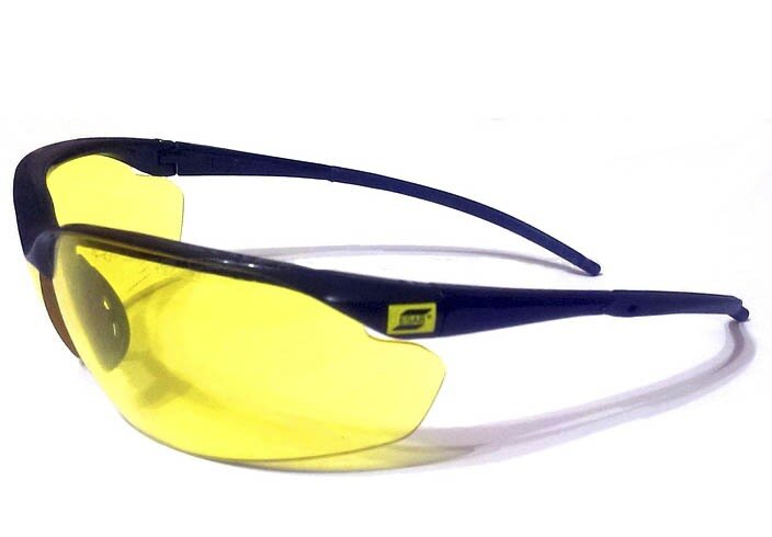 Зачем нужны защитные очки с желтым цветом линз? - фото pic_8d2b7810b77d51655f43b851c3a91067_1920x9000_1.jpg