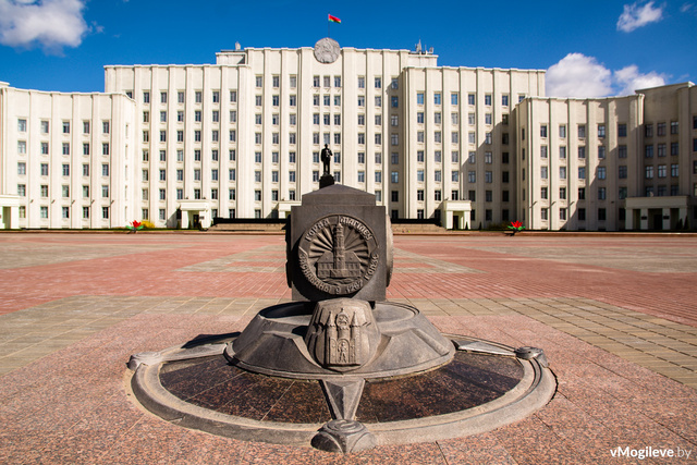 Площадь Ленина и Дом Советов в Могилеве в Могилёве