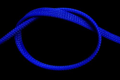 Оплётка для кабелей Phobya Flex Sleeve 10mm 1m UV Blue 93029. Фото 2 в описании