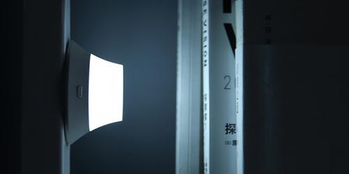 Зарядное устройство Xiaomi Yeelight Wireless Charging Night Light YLYD08YI. Фото 5 в описании