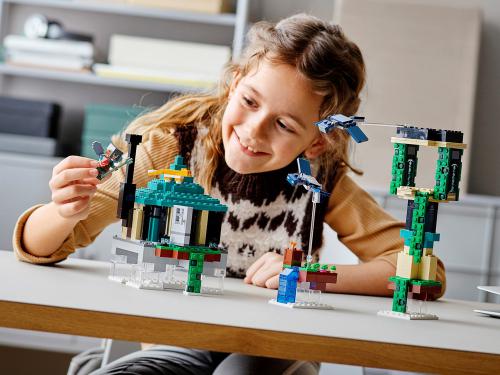 Конструктор Lego Minecraft Небесная башня 565 дет. 21173. Фото 8 в описании