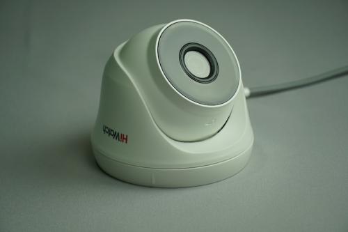 Аналоговая камера HiWatch DS-T233 2.8mm. Фото 3 в описании